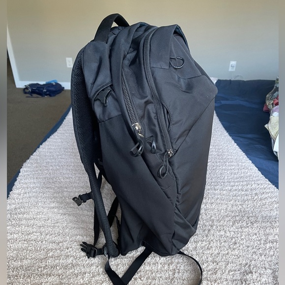 Osprey Aphelia 26L Laptop Backpack - Picture 9 of 9